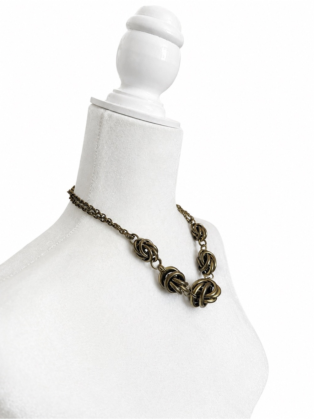 Vintage? Knotted “Infinity” Necklace Bronze Tone